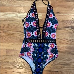 Zaful lace Panel Floral One Piece NWT